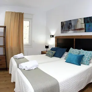 Piso Reformado. 2 Min Del Casco Viejo. Con Garaje. , Bilbao España